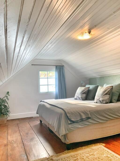 The Town House - Lower Knysna Central エクステリア 写真